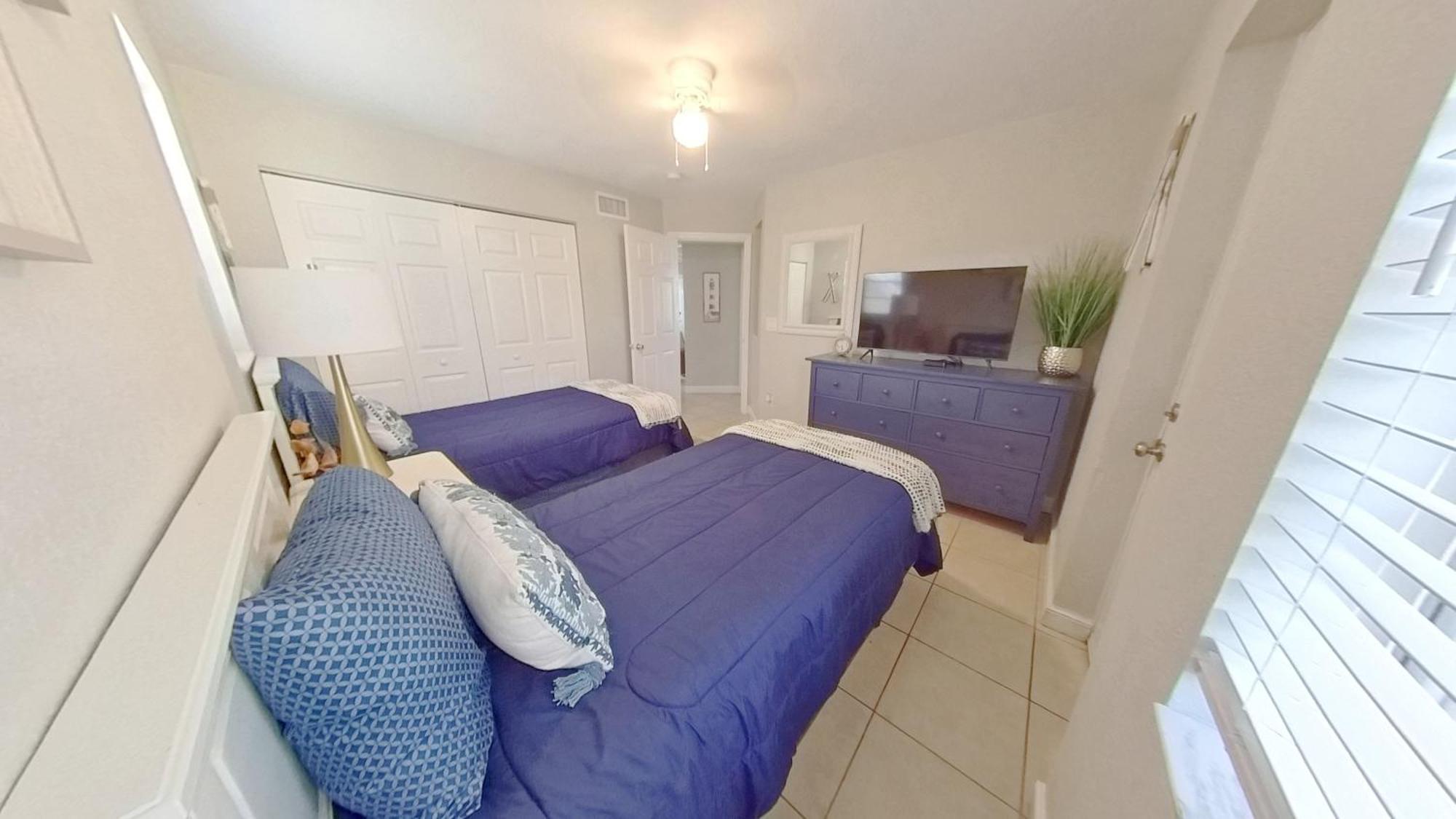 Naples Park Oasis - Cozy Two Bedroom Apartment Bagian luar foto