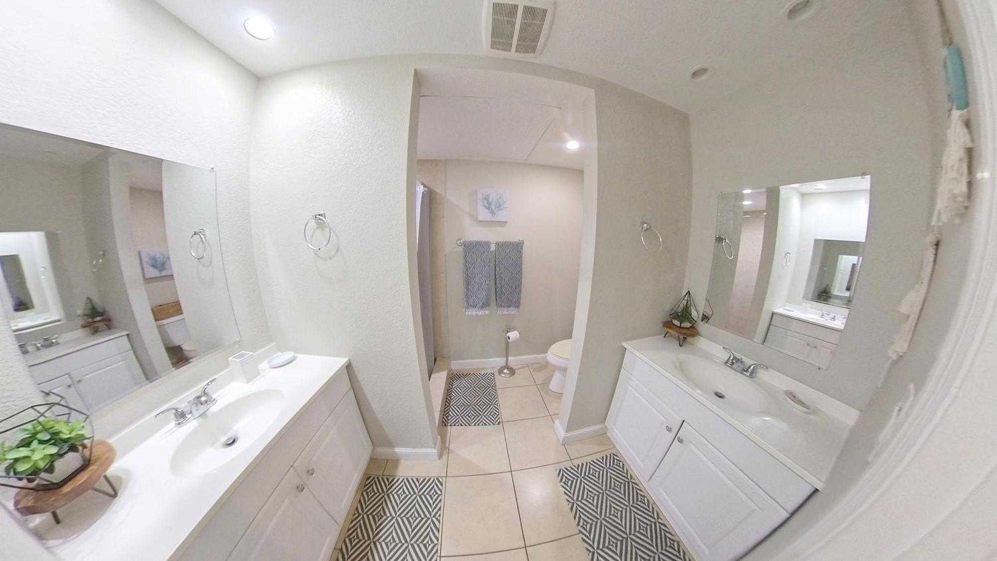 Naples Park Oasis - Cozy Two Bedroom Apartment Bagian luar foto